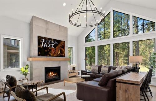 Roslyn House | Cedar & Sage