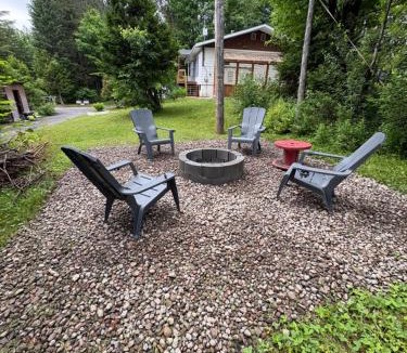 Entrelacs Ski Chalet | Chalet Oh Deer ! Spa et bois pour feu inclus