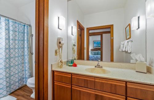 Poipu House | Charming 1br TopFloor Condo in Poipu, Athletic Club 432