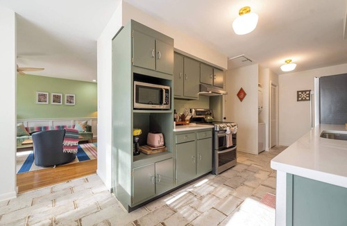 North Kessler Manor House | Charming Cottage Home | Ping Pong Natural Light!