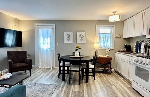 Shorewood Cottage | Charming cottage steps from lake, shops & more!