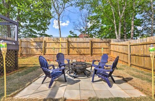 Oak Hill House | Charming Covington Home w/Fire Pit + Game Room!