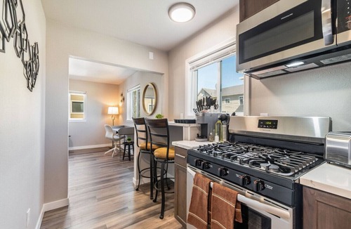 Hilltop Apartment | Charming Downtown Studio Near Hospitals - Unit 9