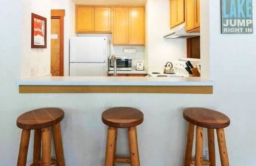 Tahoe Woods Condo | Charming Mtn. Studio: Min Lake/Pool/HotTub/Sauna