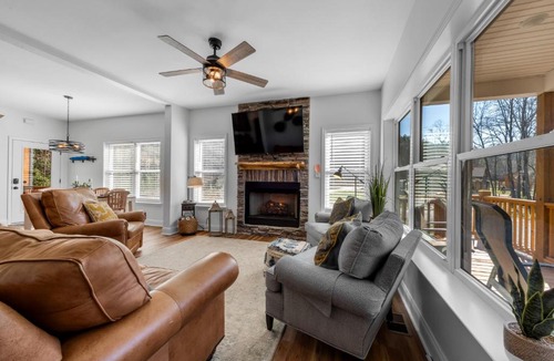 Murphy House | Charming Murphy House with Deck & River Views!