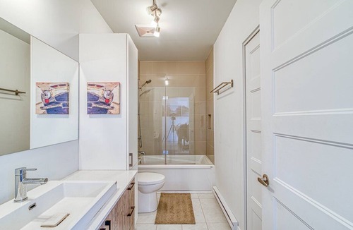 Laval-des-Rapides Apartment | Condo Moderne