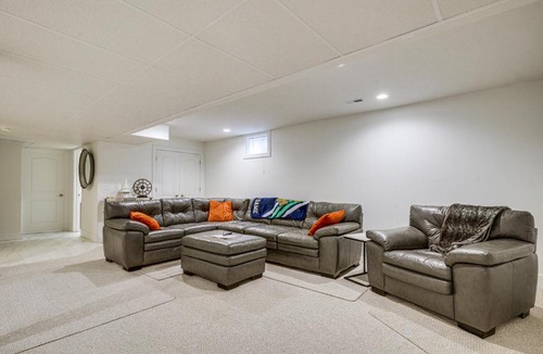 Northeast South Bend Apartment | Convenient North Bend Apt: Half-Mi to Notre Dame!