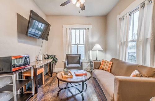 New Pathways Apartment | Cornerlight Haven | 6 Min to Overton Square