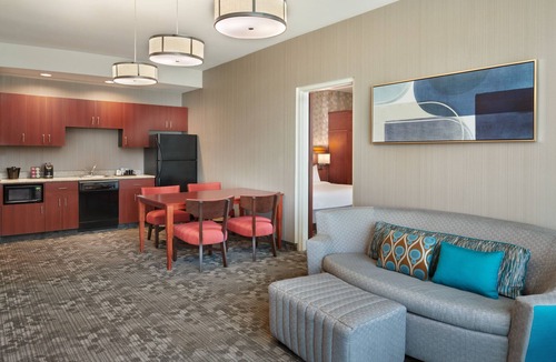 Ottawa Division Hotel | Courtyard by Marriott Ottawa East