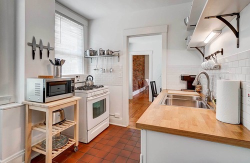 Licking Riverside Cottage | Covington Carriage House w/ River + City View