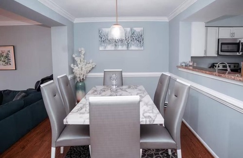 Springfield House | Cozy Springfield Townhome/WIFI/Pet Friendly