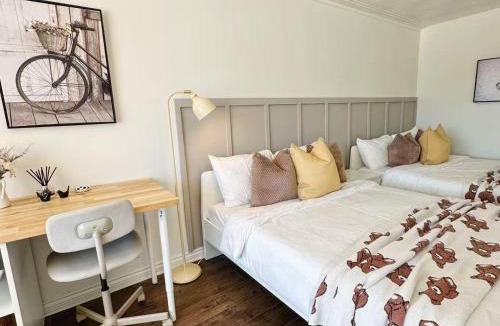 Steeles House | Cozy Studio with 2 Beds & Private Bathroom