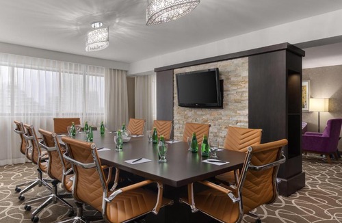 Kitchener Hotel | Crowne Plaza Kitchener-Waterloo by IHG