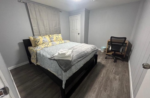 Highland Park Apartment | Cute Highlandpark (Lower A Unit)