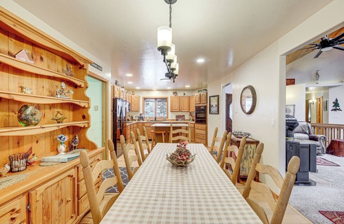 Cascade Cabin | Deck + Game Room: Secluded Cabin Near Lake Cascade