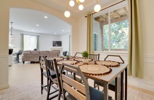 Holly House | Deck w/Forest View! Modern PNW Getaway By Boeing