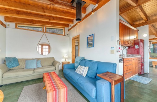 Chelan Cabin | Deep Water Cabin - Secluded Getaway