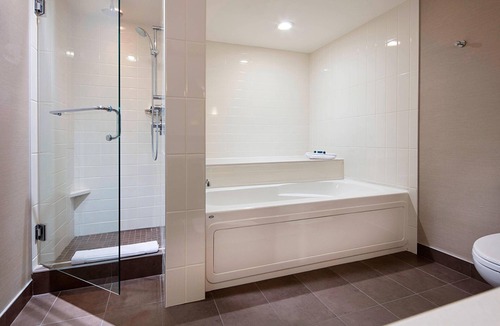 Southside Hotel | Delta Hotels by Marriott Edmonton South Conference Centre