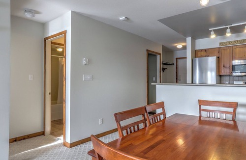 Silver Star Mountain Condo | Desirable Top Floor Creekside Condo - Awesome Views - Close to trails!