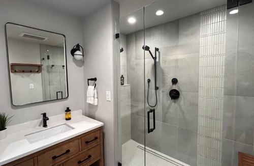 Friday Harbor Hotel | Discovery Inn