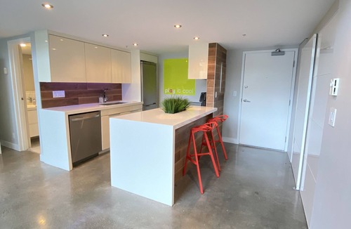 Yaletown Condo | Double-Stacked Loft in downtown, Vancouver