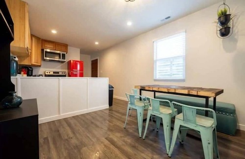 Indianapolis House | Downtown Escape, Cozy & Private