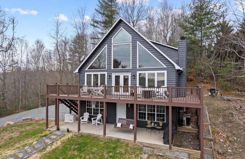 Topton Ski Chalet | Dream Chaser Chalet