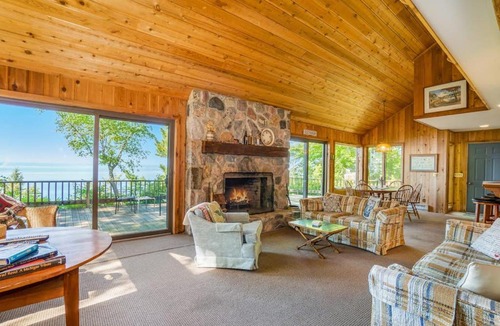 Lake Township House | Dune's View