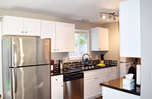 Aloha House | Duplex with Backyard and Putting Green