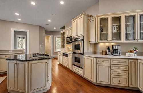 Rome House | Eagle Point | Lakefront Estate w/19th Hole Bar