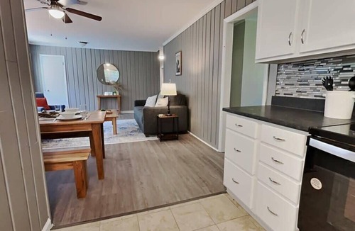 Indianapolis House | Easy Access&Close to Speedway-Capital City Delight