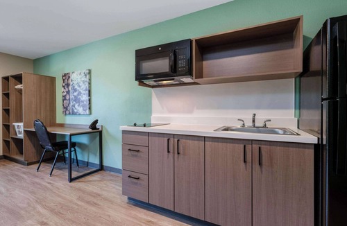 West Newton Hotel | ECHO Suites Extended Stay by Wyndham Indianapolis AmeriPlex