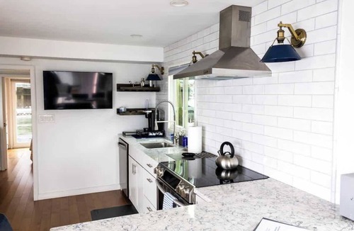 Boston Boat Rental | Endless Summer: Oceanside Views