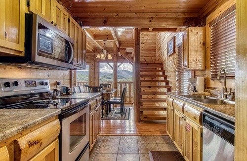 Sevierville Cabin | Endless View AMAZING Panoramic Mountain Views, Pool Access , Free Tickets!