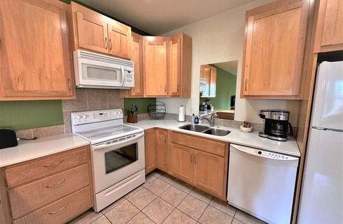 Phillips Resort | Enjoy 3 full-size units! Long Lake North – Luxury Lakeside Complex
