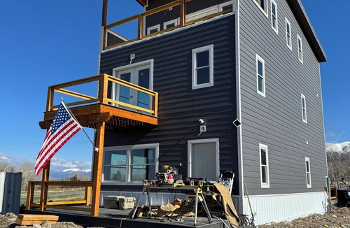 Sheridan House | Entire floor, includes a private balcony, private room and private bathroom.