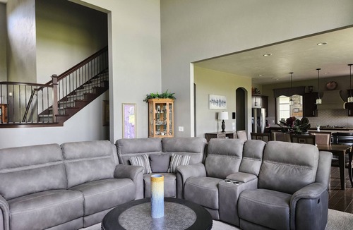 Wrightstown House | Executive 3-bedroom home available for NFL DRAFT. 18 min from Lambeau Field
