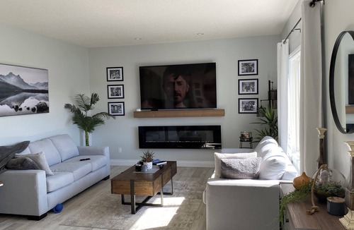 Grande Prairie House | Executive Comfortable Home Close to Highway 40 and Eastlink Centre