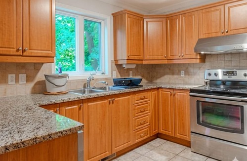 Pincourt House | Executive Designer Home in Pincourt Fully Furnished