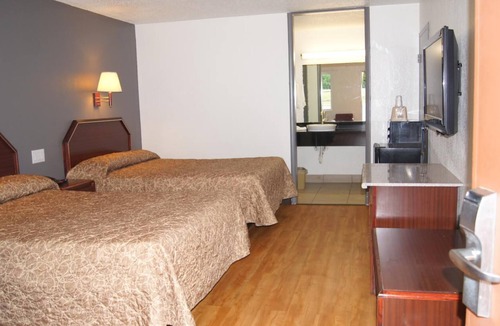 Crossville Hotel | Executive Inn