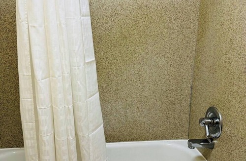 North Chesterfield Hotel | EXECUTIVE INN