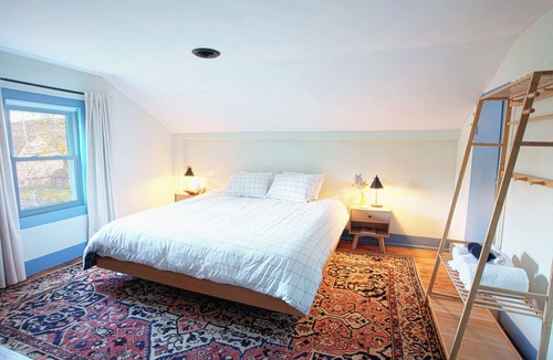 Jefferson House | Experience a Bespoke Farmhouse with Private Trails