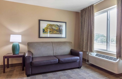 Linthicum Heights Hotel | Extended Stay America Suites Baltimore BWI Airport Aero Dr
