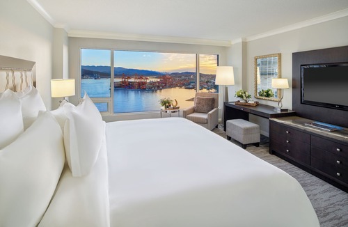 Coal Harbour Hotel | Fairmont Waterfront