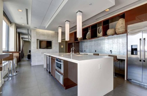 Aurora Highlands Apartment | Fast Downtown DC Access! 2BR nr Pentagon Row | Grill, Spa & Pool