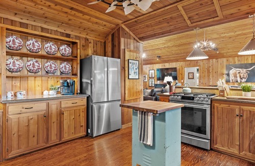 Leakey House | Frio Riverfront Home with Bunk House!
