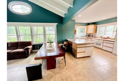Glasser House | Fully accessible lake-house on its own island.