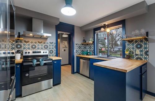 Gresham House | Golfview Ranch