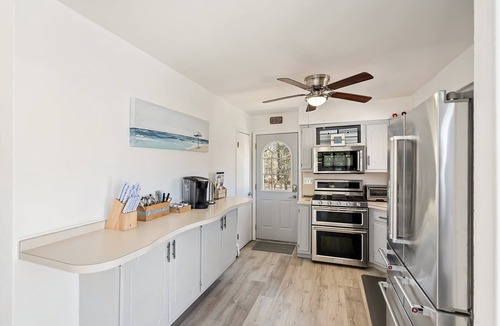 Lanoka Harbor House | Gorgeous Waterfront 3-bedroom house in charming Berkeley Township