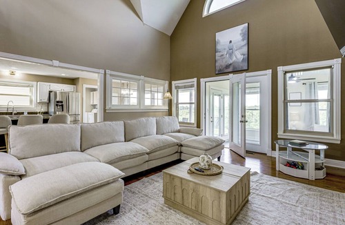 Corinth House | Great for Groups! Corinth Gem w/Game Room & Pool